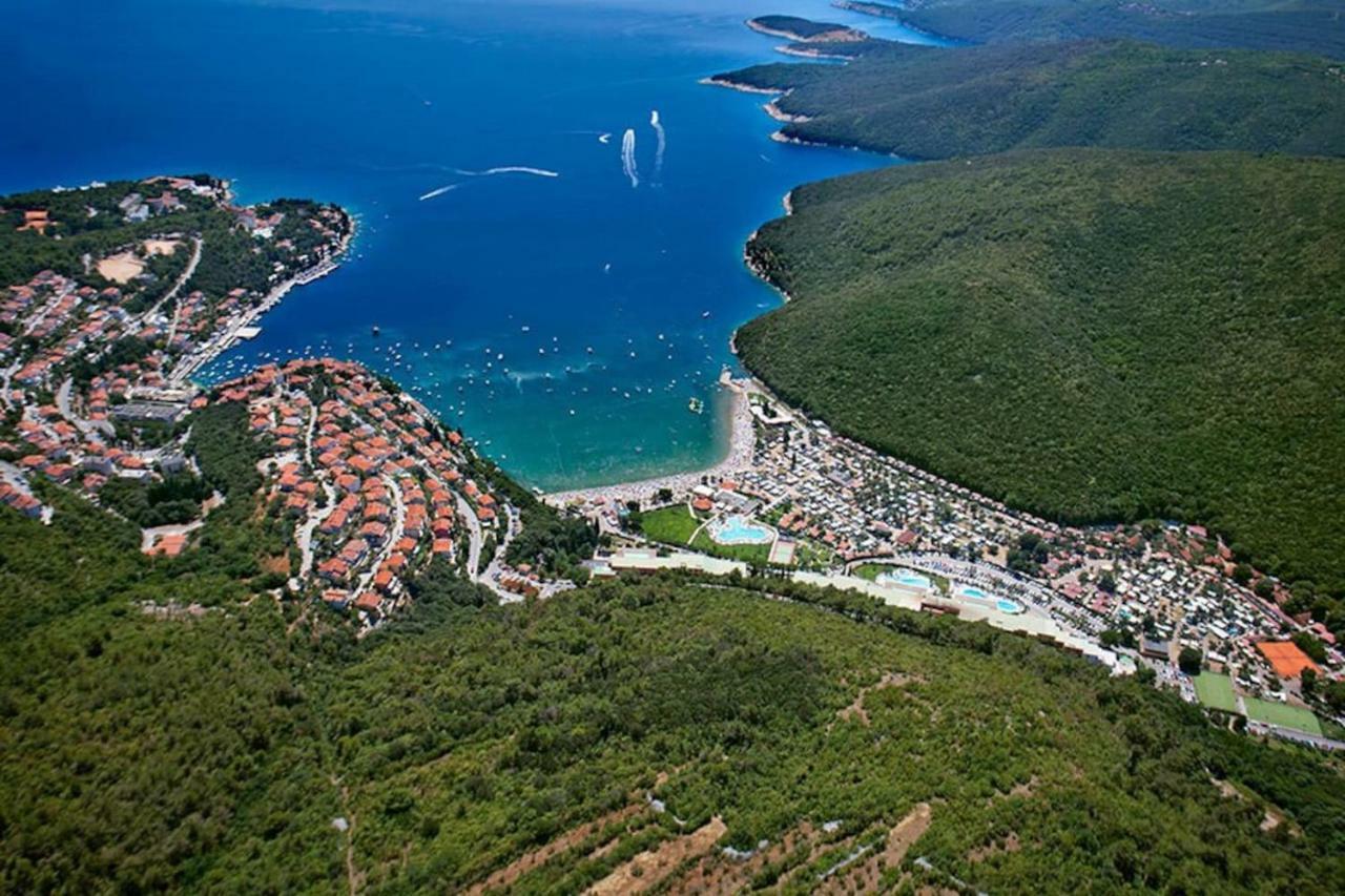 Mare And Terra Apartments Rabac Exterior photo